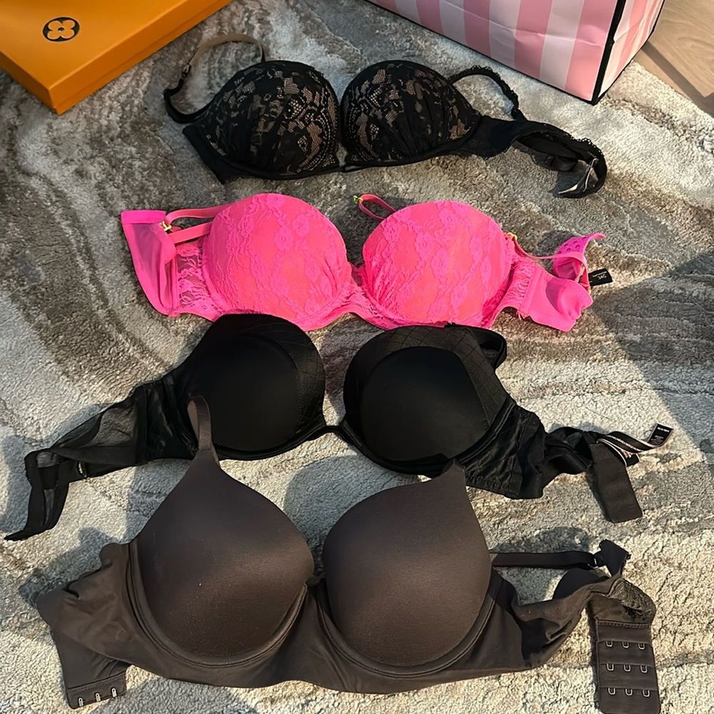 Push-up bras